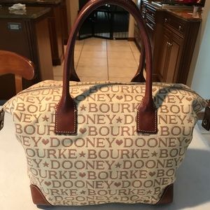 Dooney and Bourke Large Tote Bag
